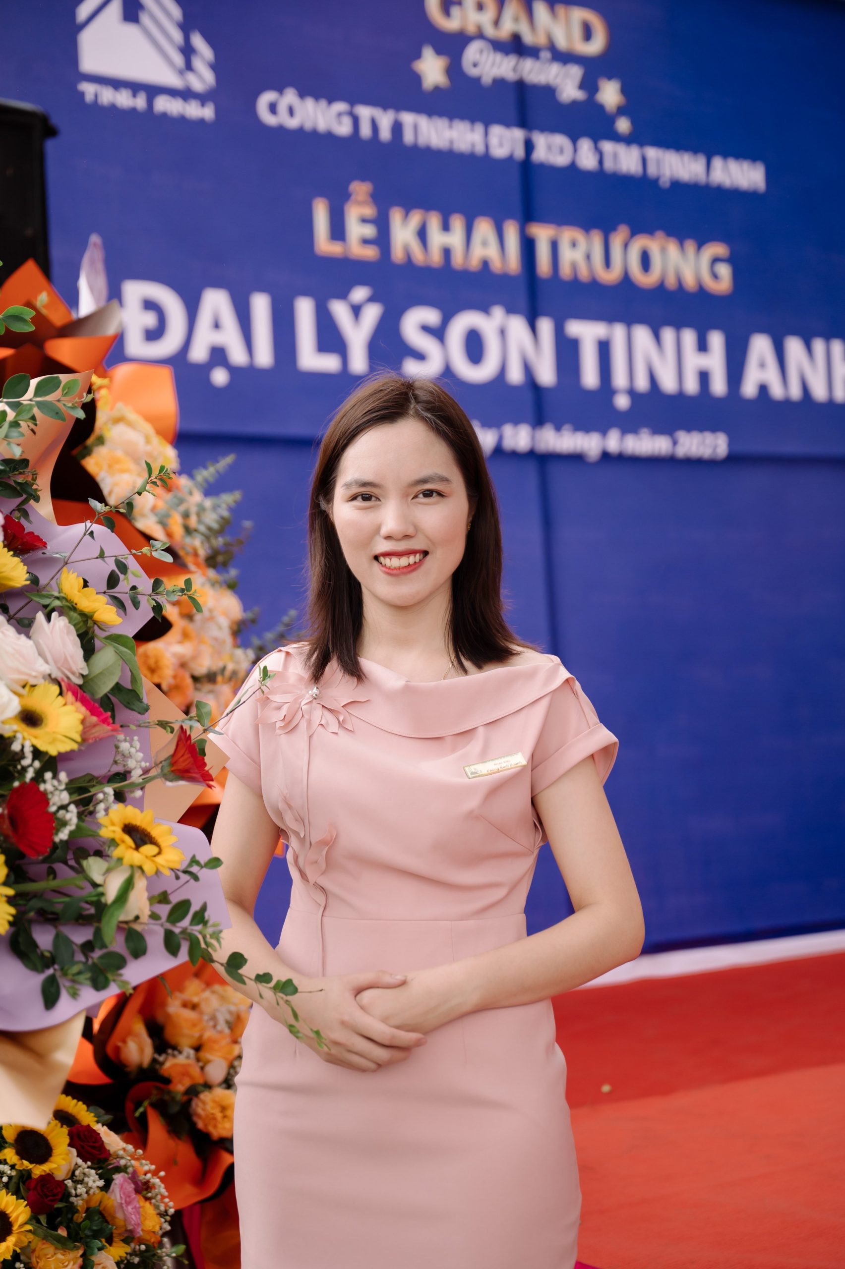 Đinh Ánh Nguyệt CEO Tổng kho sơn Tịnh Anh