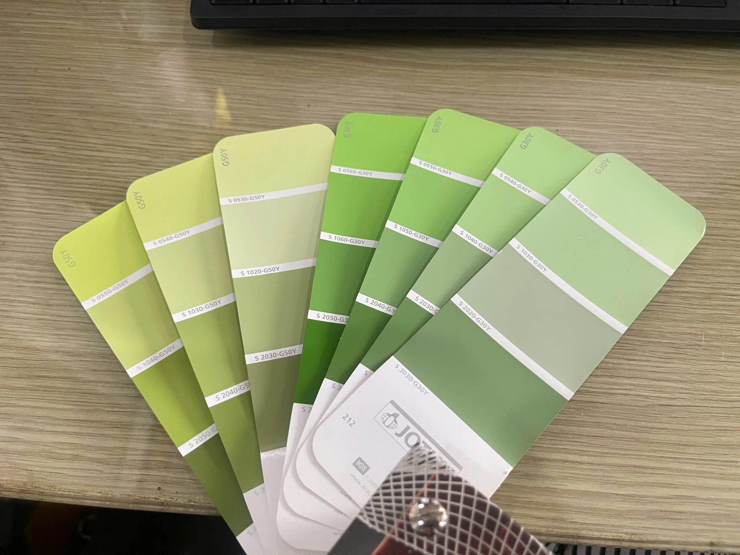 Sơn nội thất Jotun tông xanh mint pastel