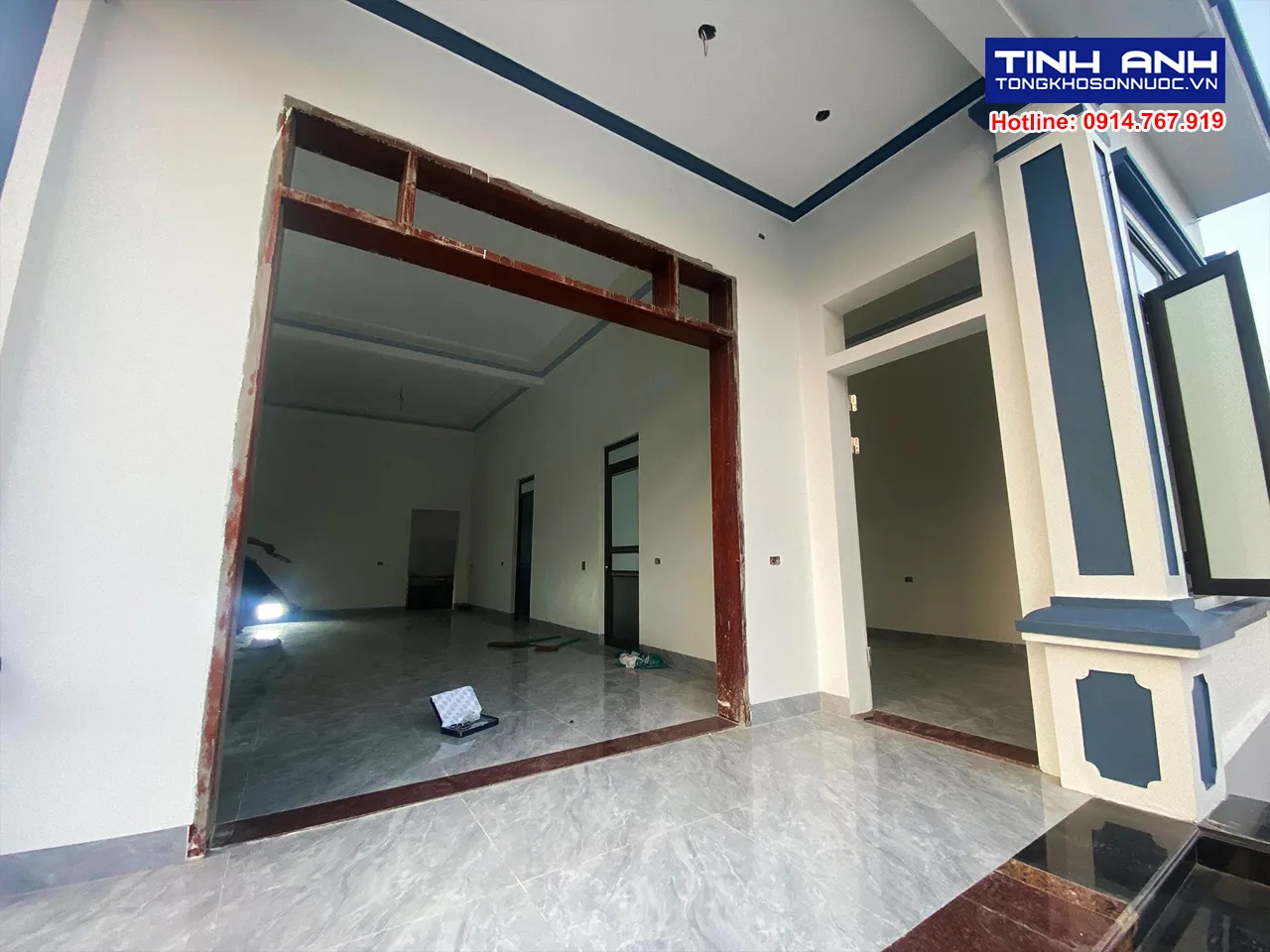 Thi công sơn nhà 1 tầng với màu chủ đạo là trắng sứ 9918