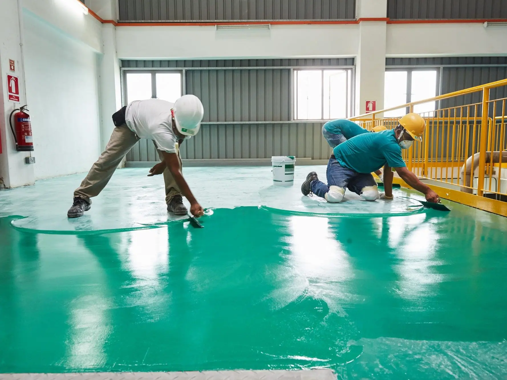 Kinh nghiệm lựa chọn sơn nền nhà xưởng
