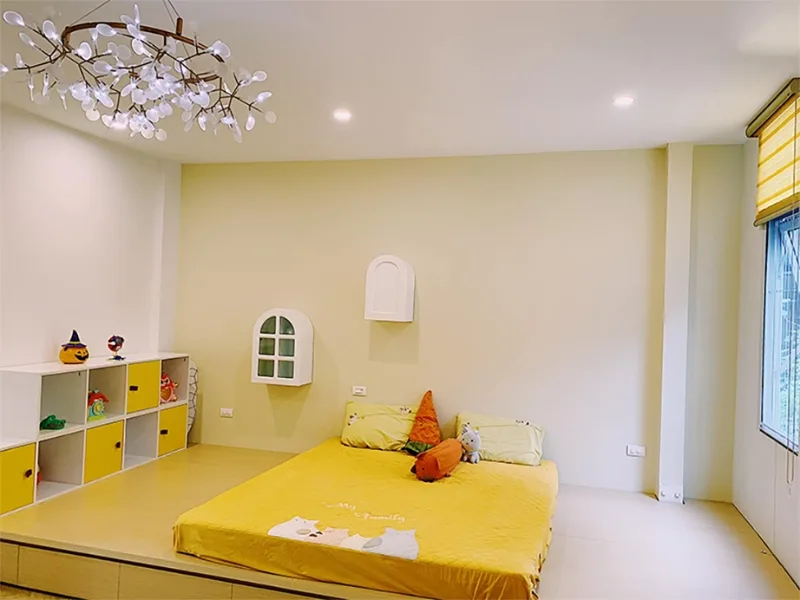 Sơn phòng trẻ em màu vàng kem -1